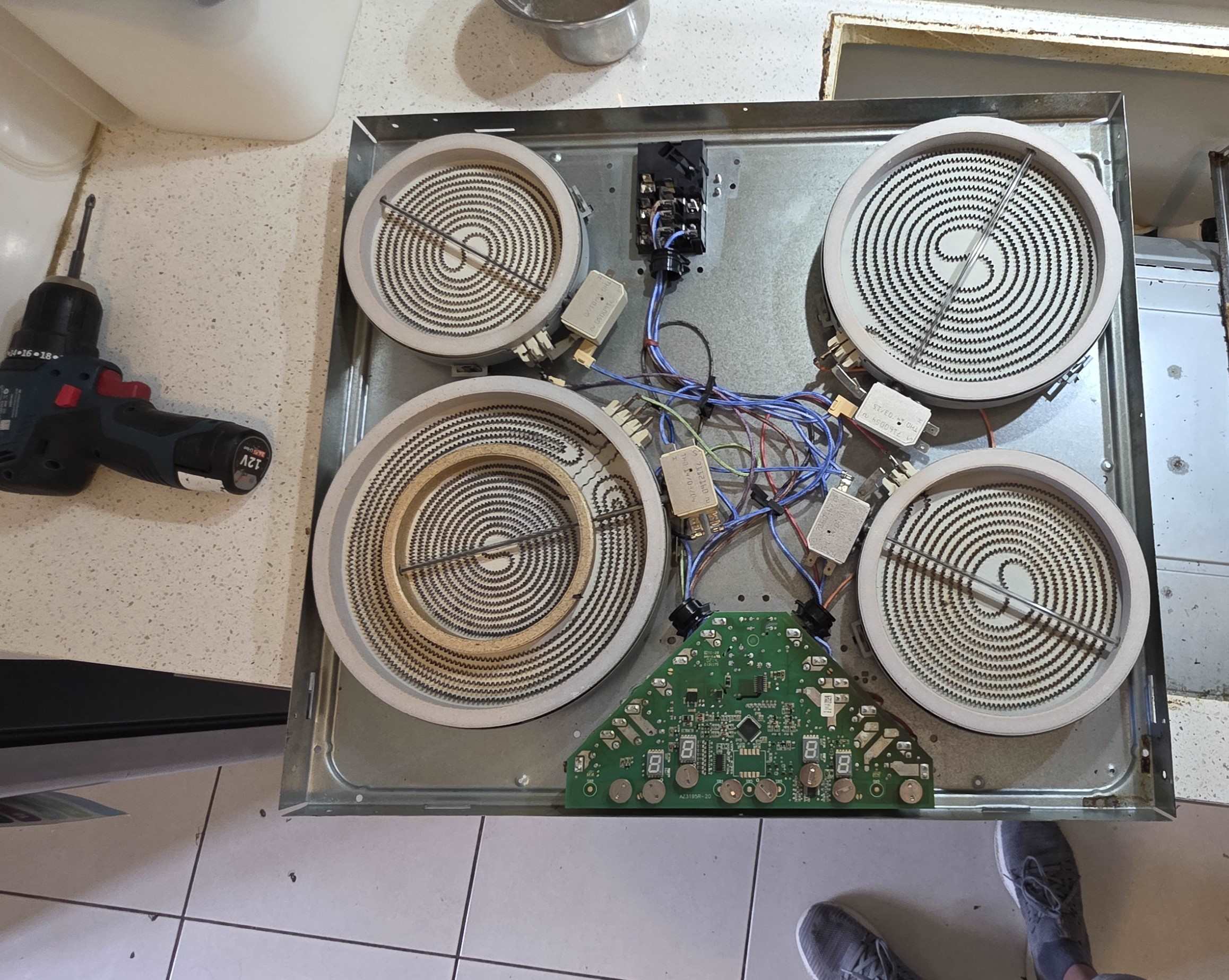 Beko ceramic cooktop element not working repair in Yarrabilba by ISB Electrical