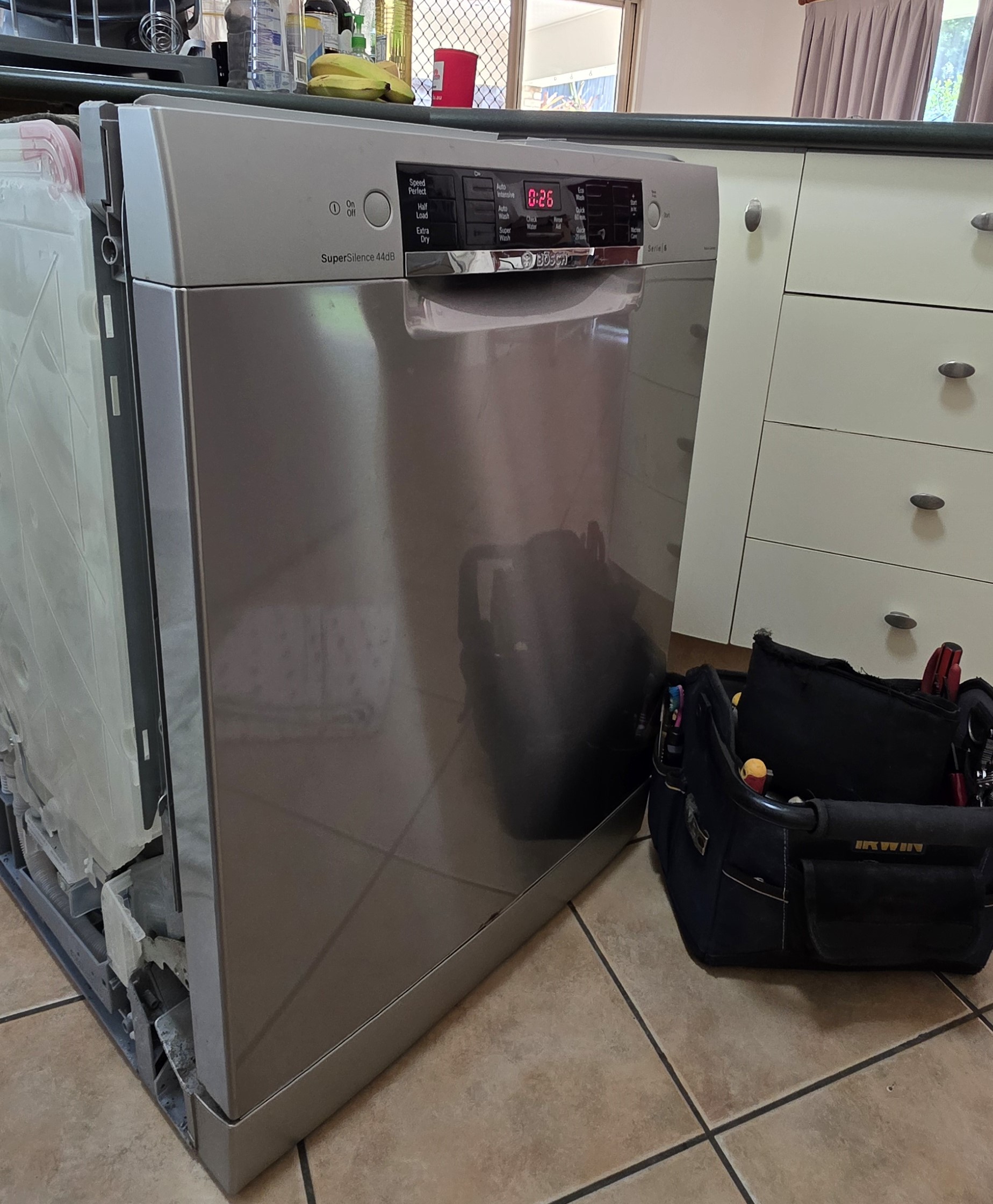 Bosch dishwasher not draining repair in Palm Beach Gold Coast by ISB Electrical