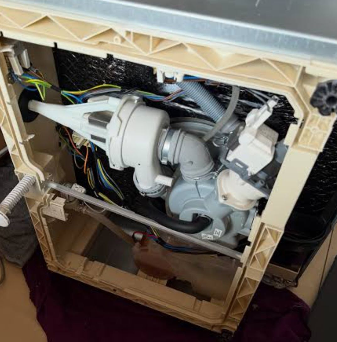 Dishwasher repair technician Currumbin