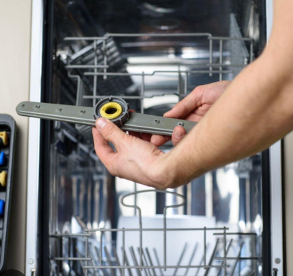 Dishwasher repair technician Bundall