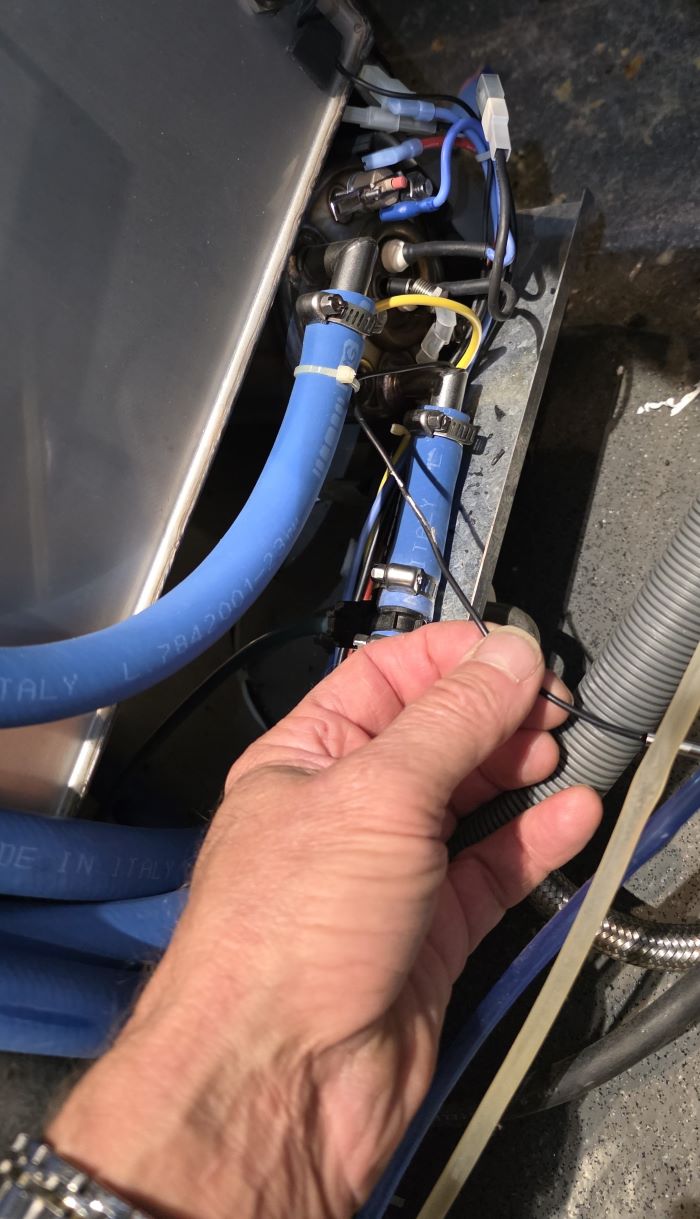Dishwasher repair technician Upper Coomera