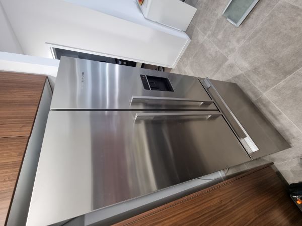 Fisher and Paykel fridge leaking water repair Runaway Bay
