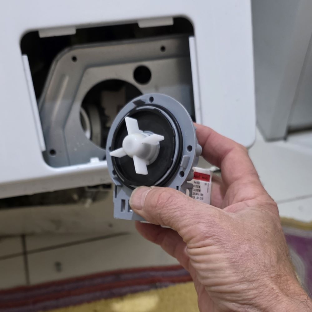 Washing Machine Leaking Water Gold Coast