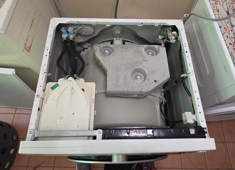 Washing Machine Leaking Water Gold Coast