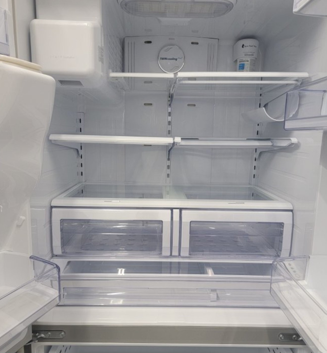 Westinghouse fridge water leaking repair Runaway Bay